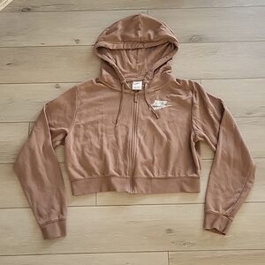 Women's cropped NIKE hoodie
